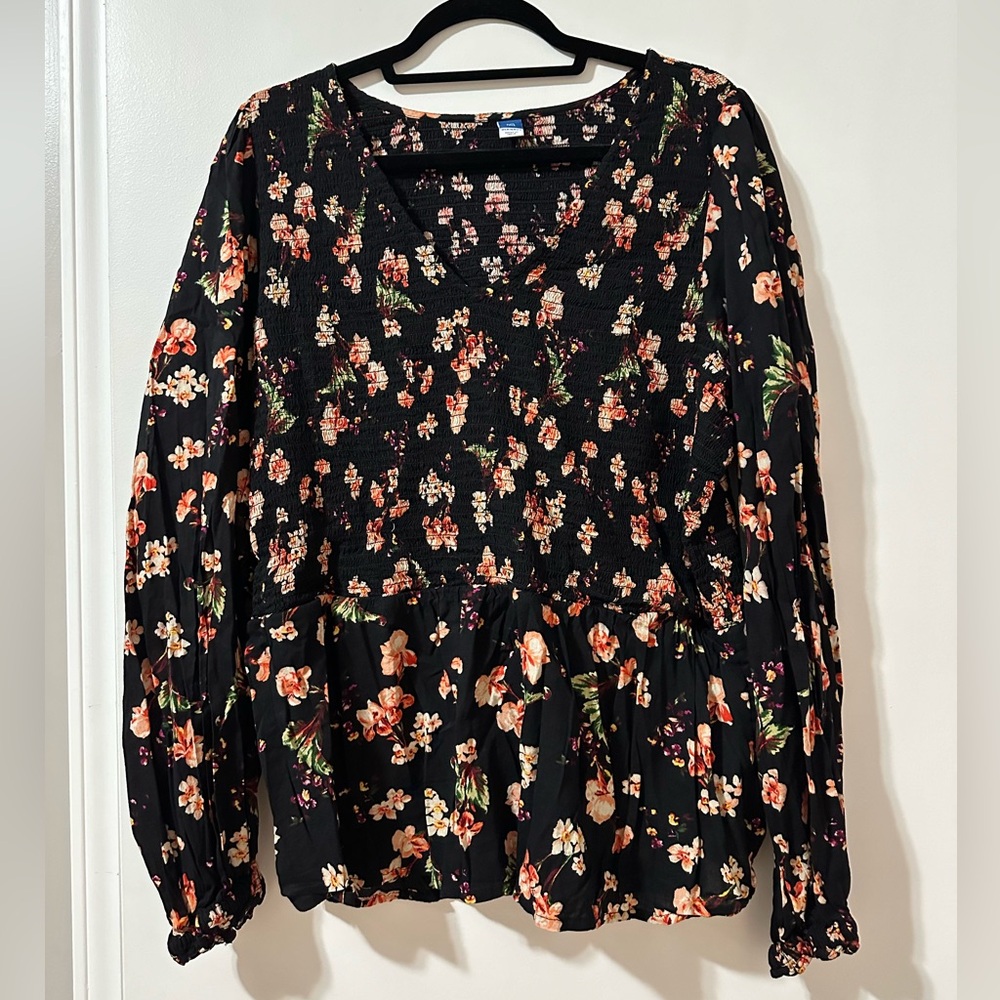 Old Navy Smocked Long-Sleeve V-Neck Blouse